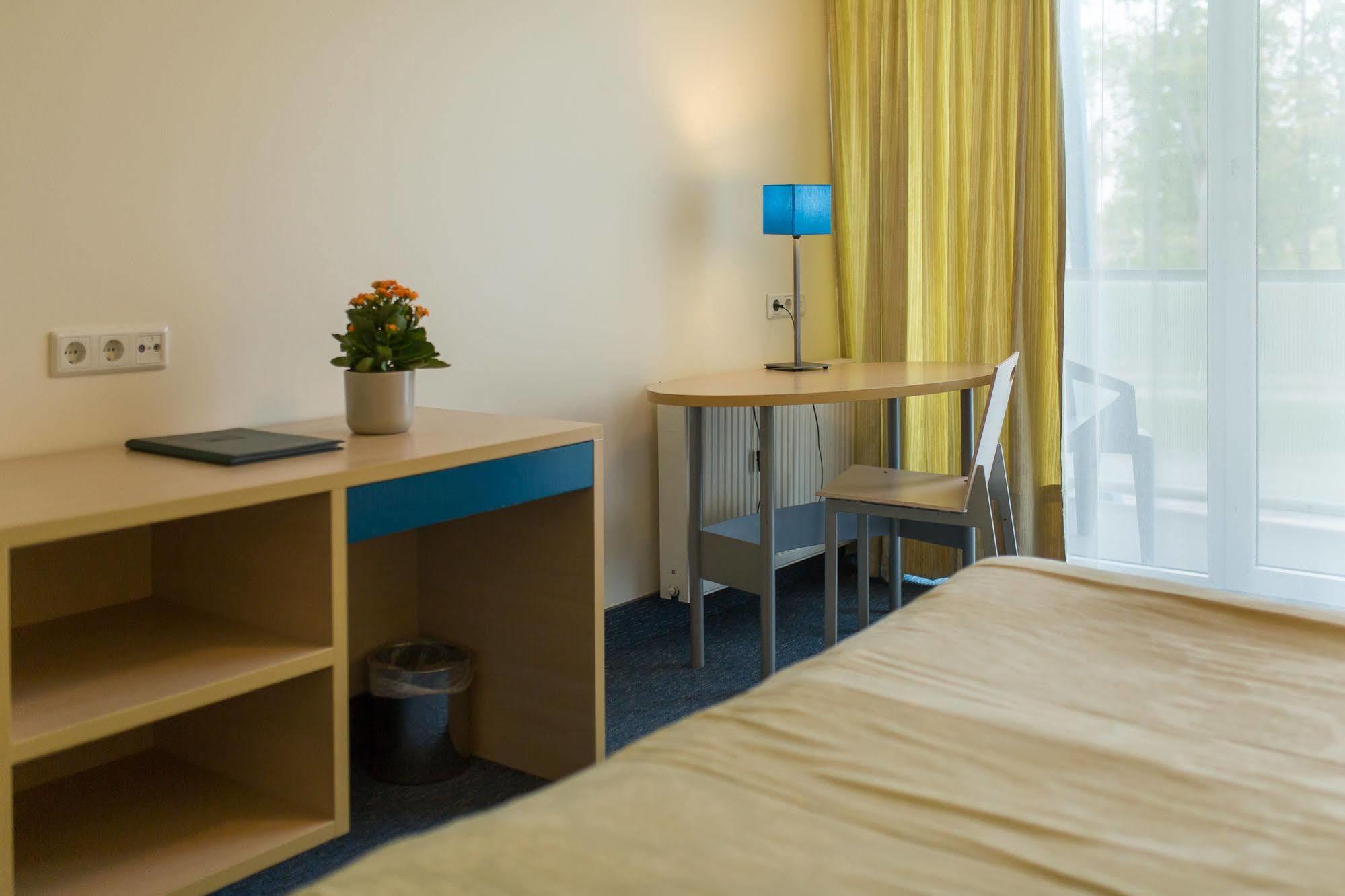 Asa Spa Hotel Kuressaare Exterior photo